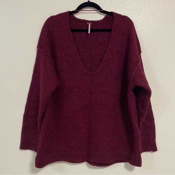 Free People Sweater Womens Size Large Maroon Lofty Oversize Sweater V Neck - Picture 5 of 12